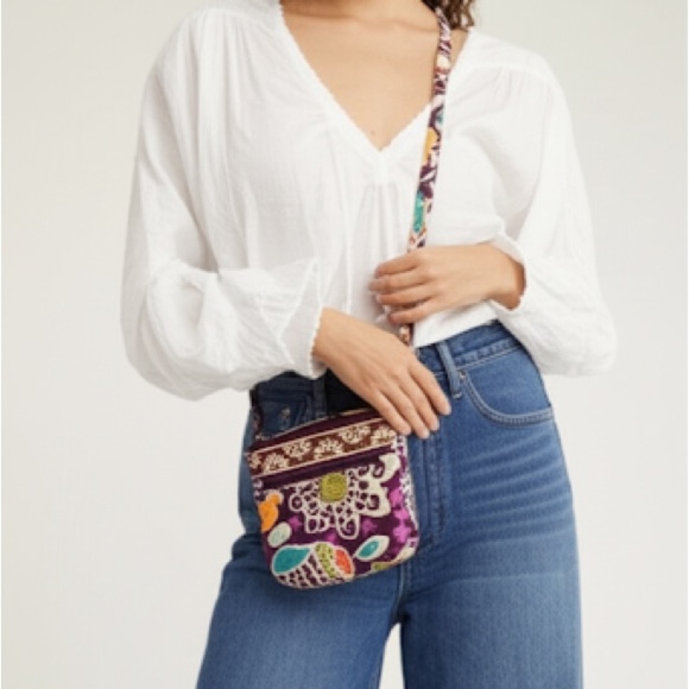 Vera Bradley Purple Plum Retired Pattern Bohemian Floral Quilted‎ Crossbody Bag